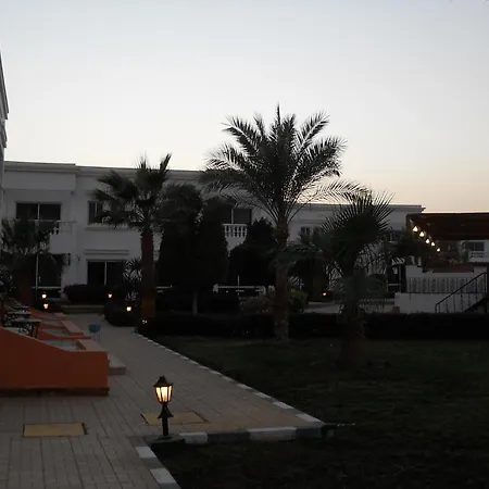 Royal Paradise Resort-2